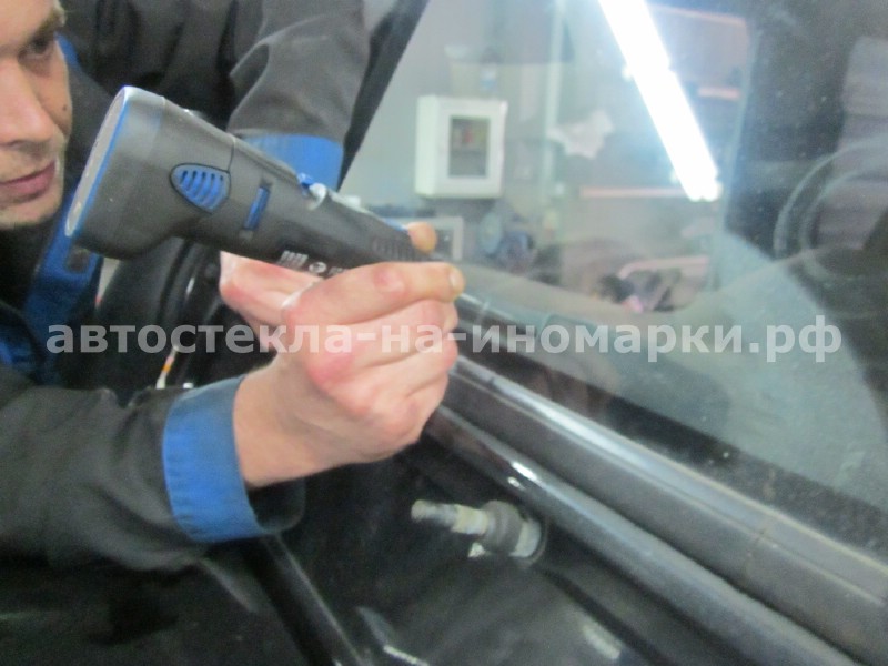 Купить автостекла Land Rover лобовое стекло, ветровое, боковое, переднее, заднее для автомобилей на Дмитровском шоссе МКАД, доставка, замена, производство, установка, изготовление под заказ Купить автостекла Land Rover лобовое стекло, ветровое, боковое, переднее, заднее для автомобилей на Дмитровском шоссе МКАД, доставка, замена, производство, установка, изготовление под заказ