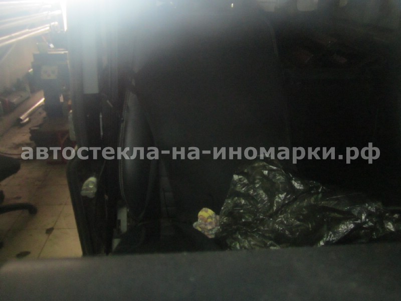 Купить автостекла Land Rover лобовое стекло, ветровое, боковое, переднее, заднее для автомобилей на Дмитровском шоссе МКАД, доставка, замена, производство, установка, изготовление под заказ Купить автостекла Land Rover лобовое стекло, ветровое, боковое, переднее, заднее для автомобилей на Дмитровском шоссе МКАД, доставка, замена, производство, установка, изготовление под заказ