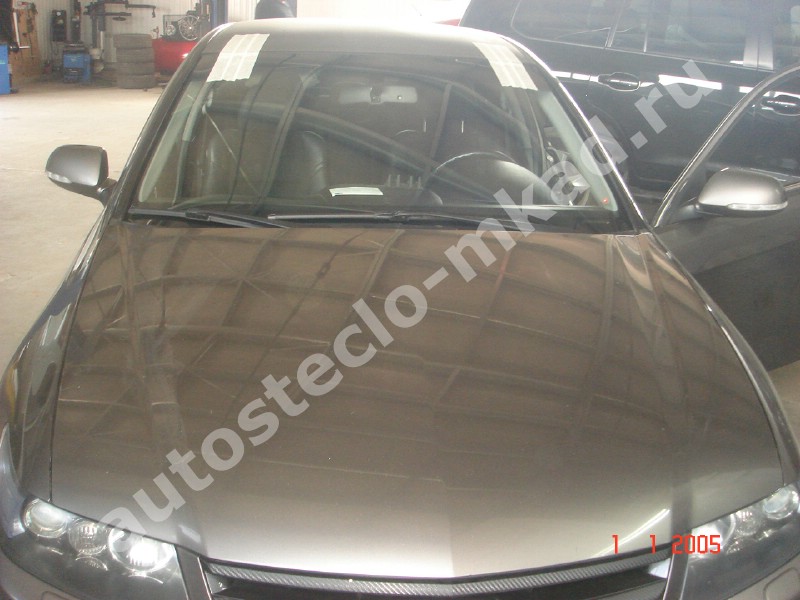Установка лобового стекла на Honda Accord Установка лобового стекла на Honda Accord